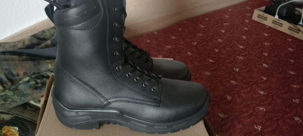 Мъжки черни кубинки