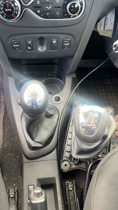 Conversie cutie robotizata 0.9 dacia logan