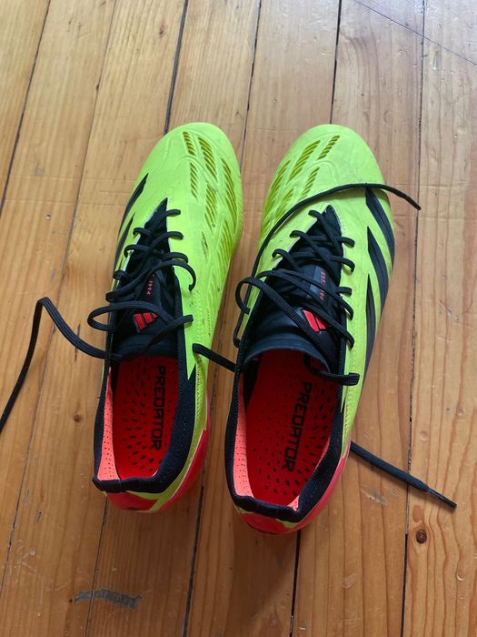 Adidas predator номер 42 номер.