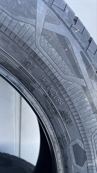 Continental 215/60/17C VanContact eco dot 44/25