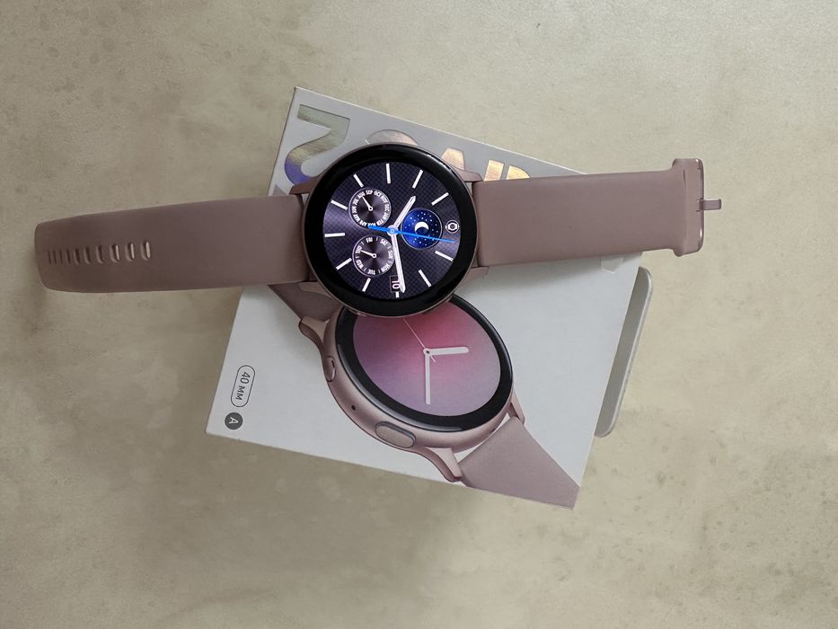 Смарт часы Самсунг актив2