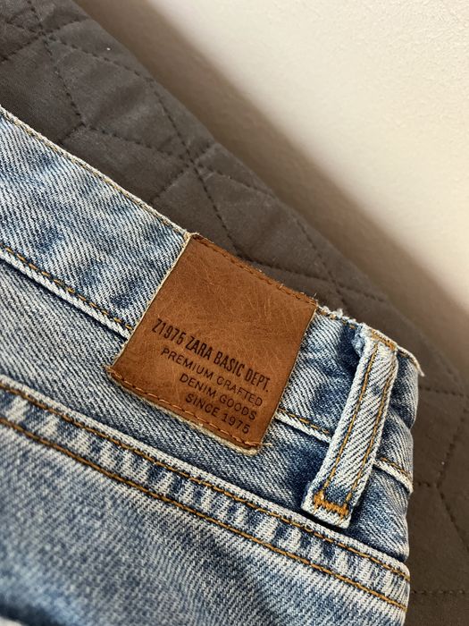 Дамски дънки с камъчета Zara