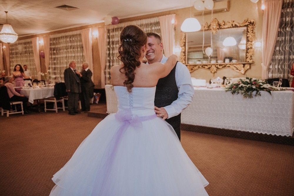 Vand rochie de mireasa