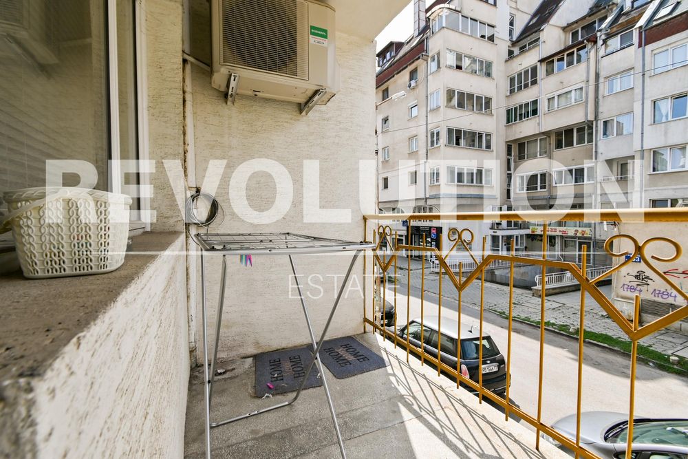 Дава се под наем Тристаен апартамент в София, Стрелбище - 102 кв.м за 600 € - Снимка #11