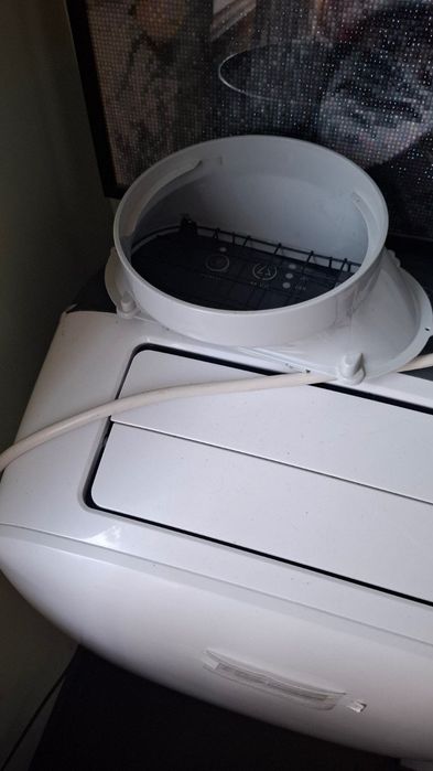 Преносим климатик Hisense APC12