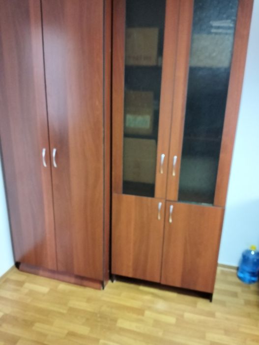 Б/у офисная мебель.