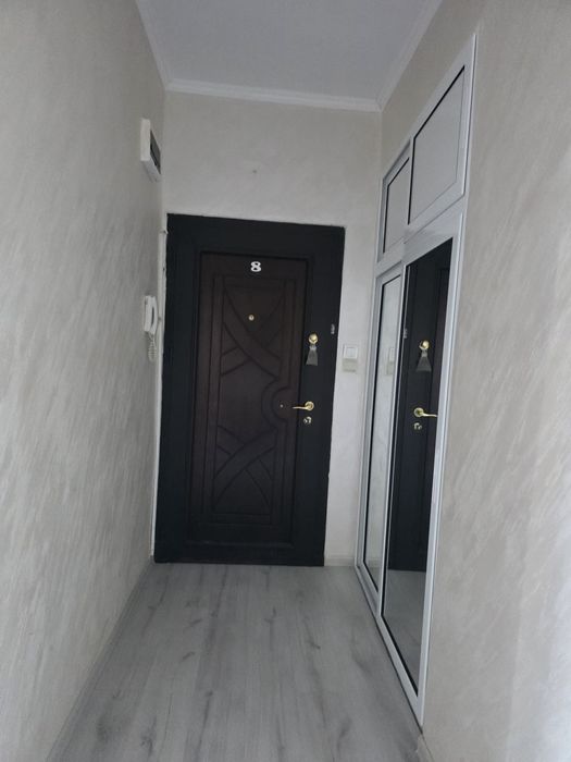 Продава се Тристаен апартамент в Разград, Център - 80 кв.м за 765 €/кв.м - Снимка #5