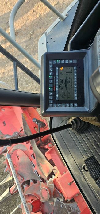 Ягуар комбайн сотилади