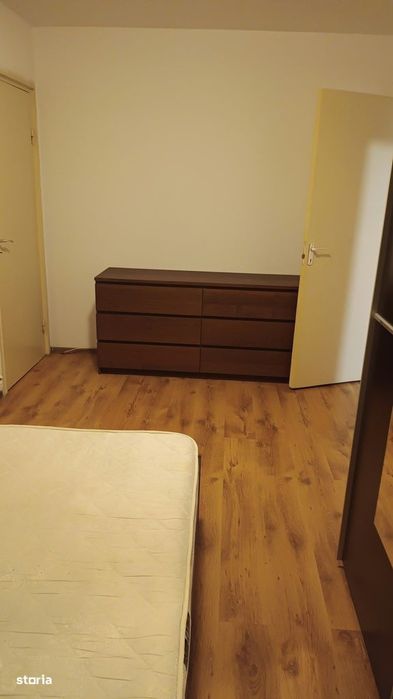 Apartament 3 camere aproape de mall Plaza ,parc si metrou!