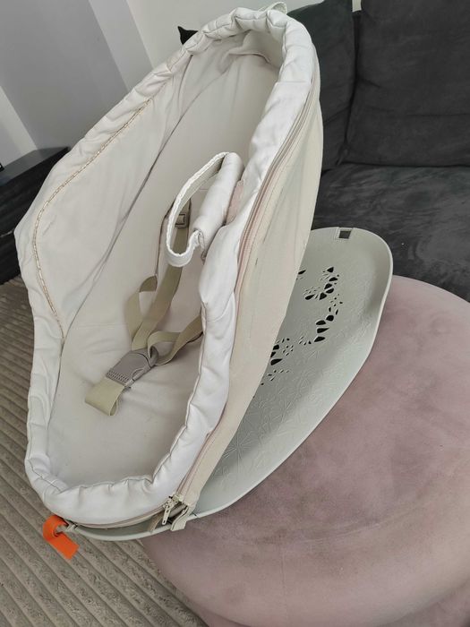 Stokke bouncer шезлонг