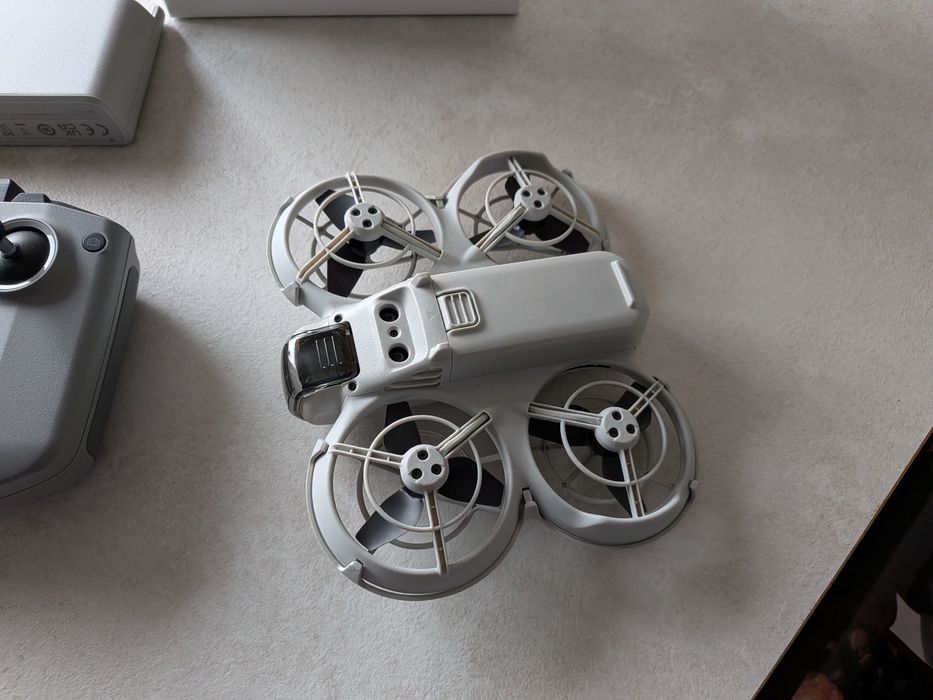 DJI Neo Combo  дрон  на 2 месеца