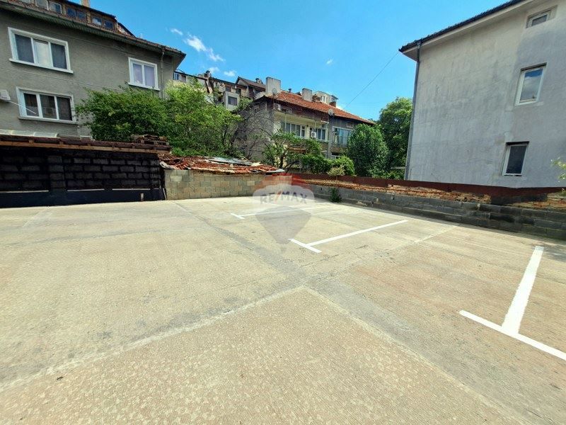 Дава се под наем Гараж / Паркомясто в Варна, Левски - 20 кв.м за 51 € - Снимка #1