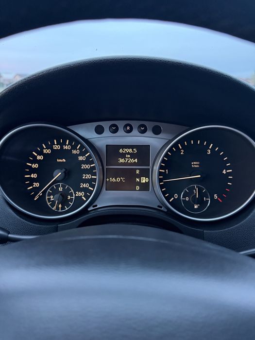Mercedes ML 320 CDI 4x4 V6 / Fără DPF / Navi mare / Cameră / Automat