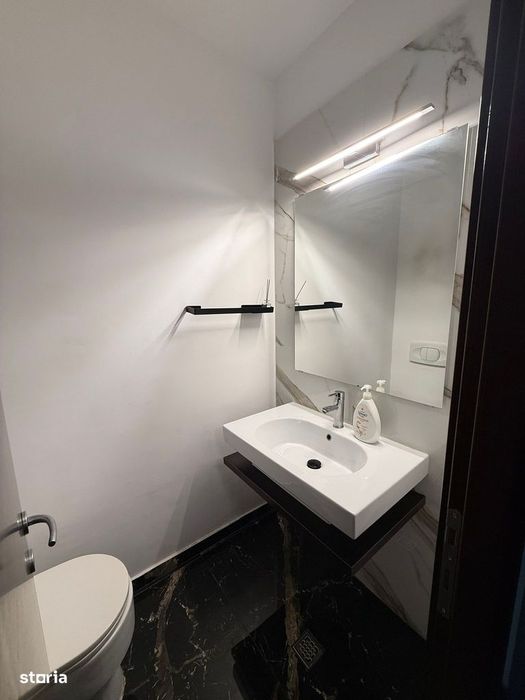 Asmita Gardens , vand ap.2 camere 2 bai, renovat, mobilat si utilat.