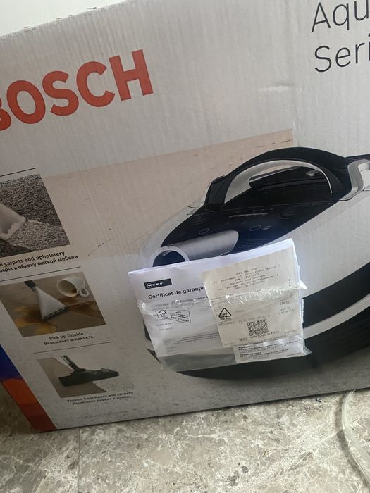 Прахосмукачка 2 в 1 . Миеща и сухо