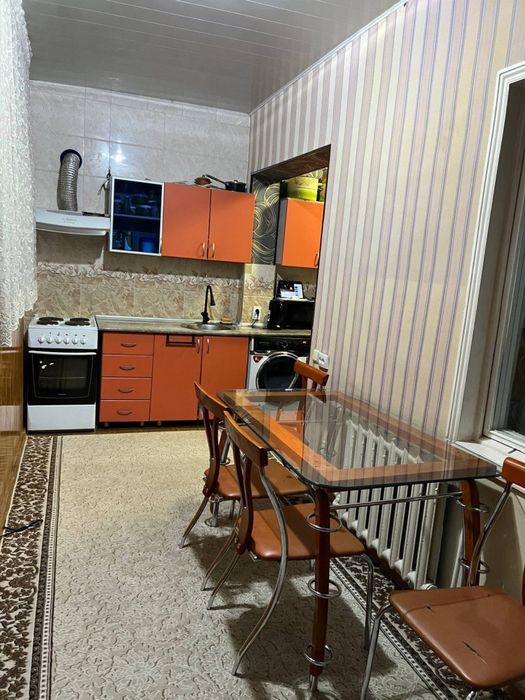 Srochna ! Uy sotiladi Ibn sino 1