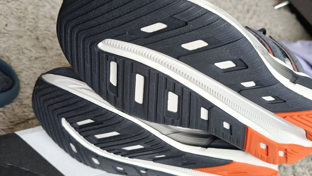 Adidas Astrastar 42 2/3