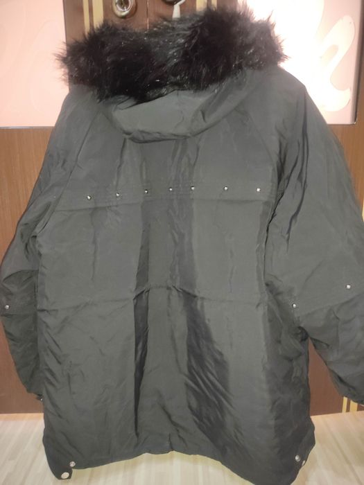 Продам куртки зимние