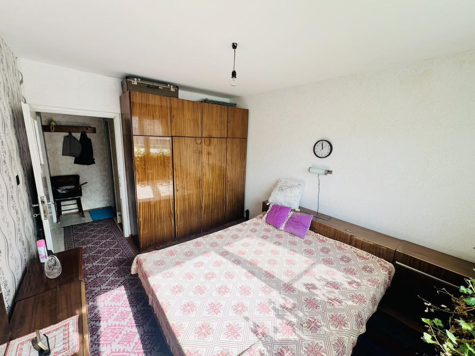 Продава се Двустаен апартамент в Кюстендил, Център - 68 кв.м за 578 €/кв.м - Снимка #10