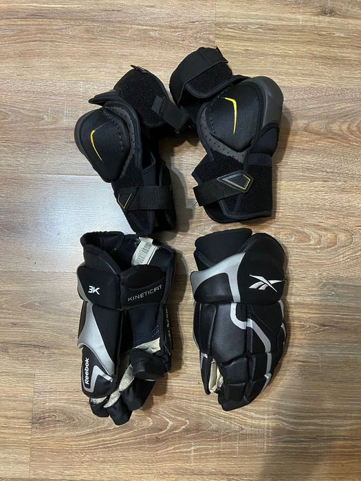 Хоккейная форма.