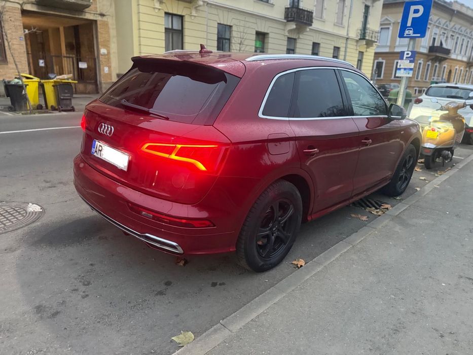 Audi Q5 2.0 TDI 190 cp S-line Plus S-tronic quattro