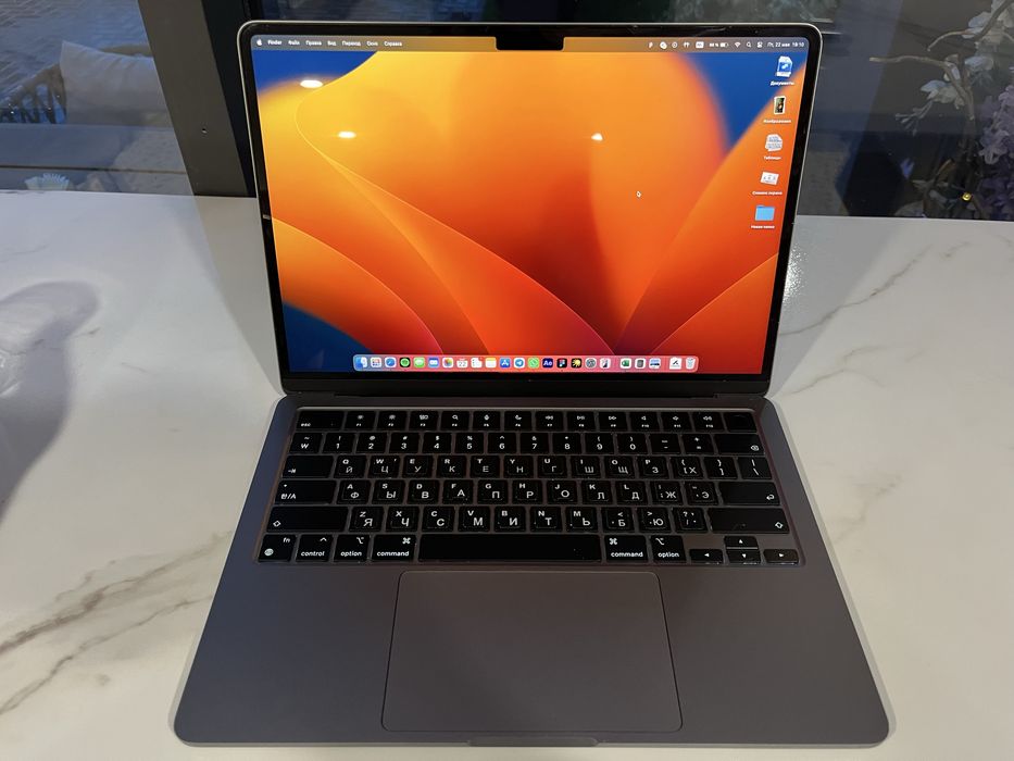 Macbook Air 13 m2 8gb 256gb
