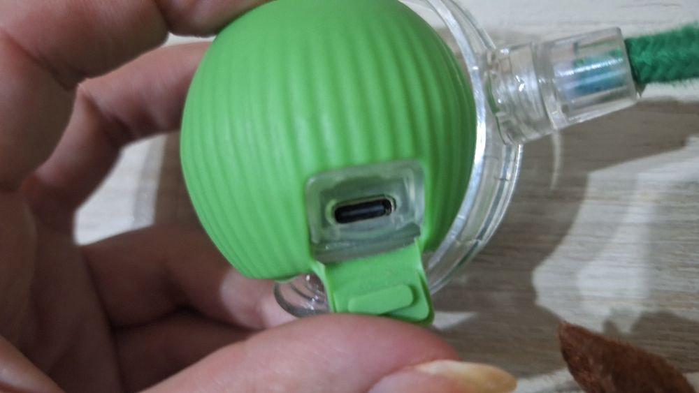 Самозадвижваща се интерактивна играчка, играчка мишка и четка за котка