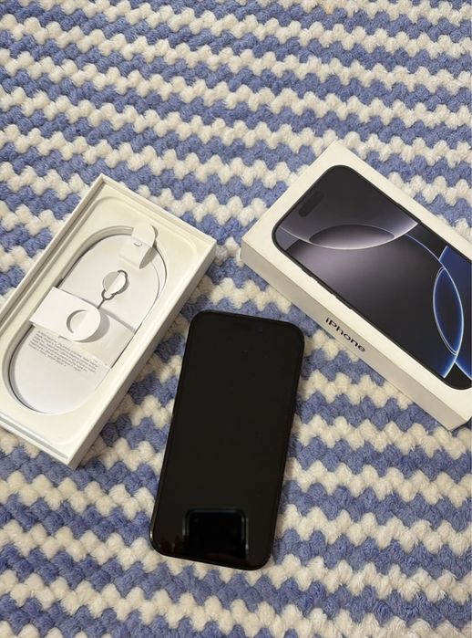 Iphone 16 pro продам