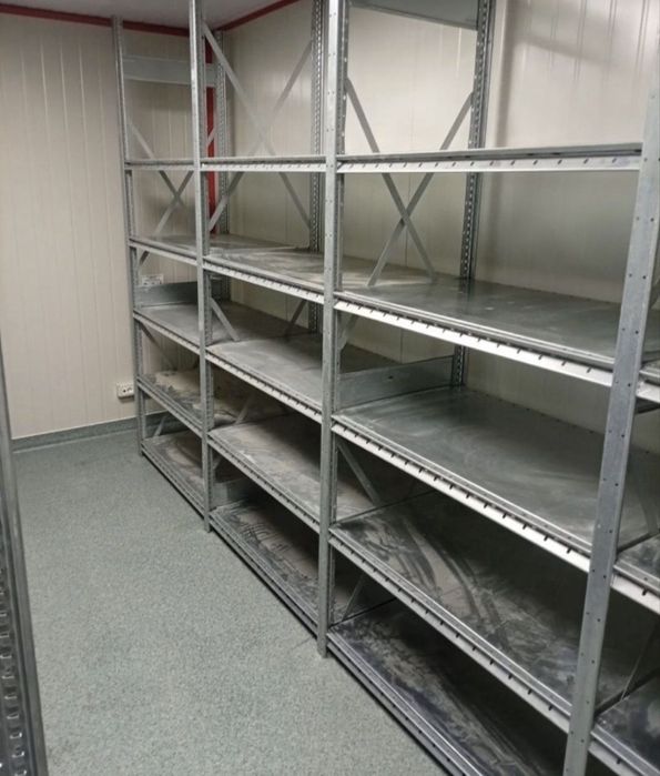 Rafturi pentru depozitare manuala