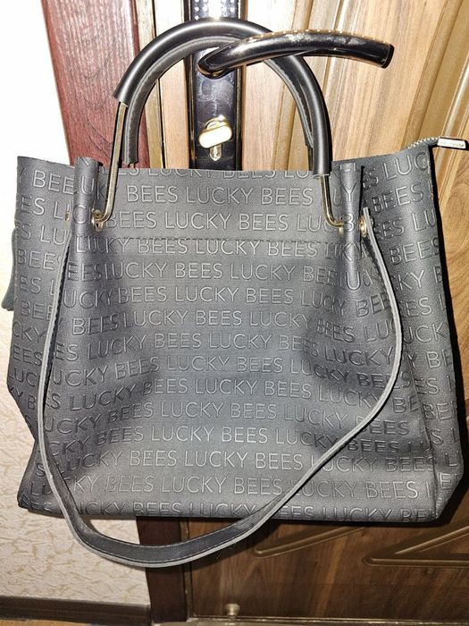 Сумка,  из  эко  кожи