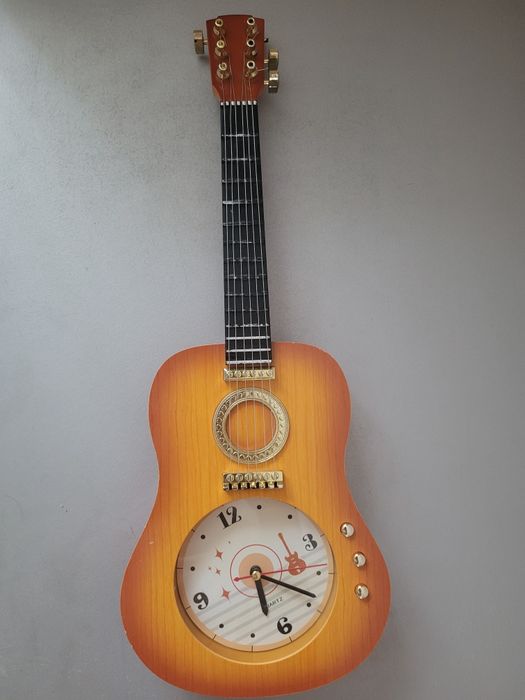Часы настенный гитара 2000 тг