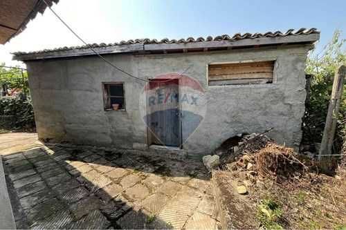 Продава се Къща в Шумен, Мътница - 100 кв.м за 561 €/кв.м - Снимка #11