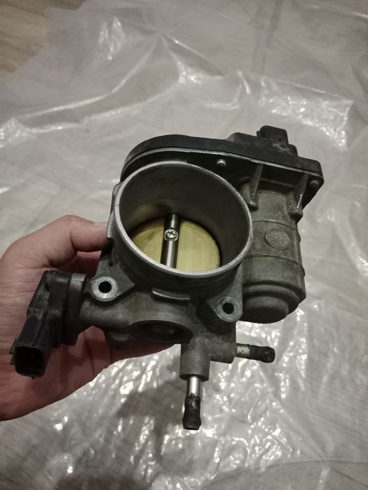 Продам дроссель на Subaru outback
