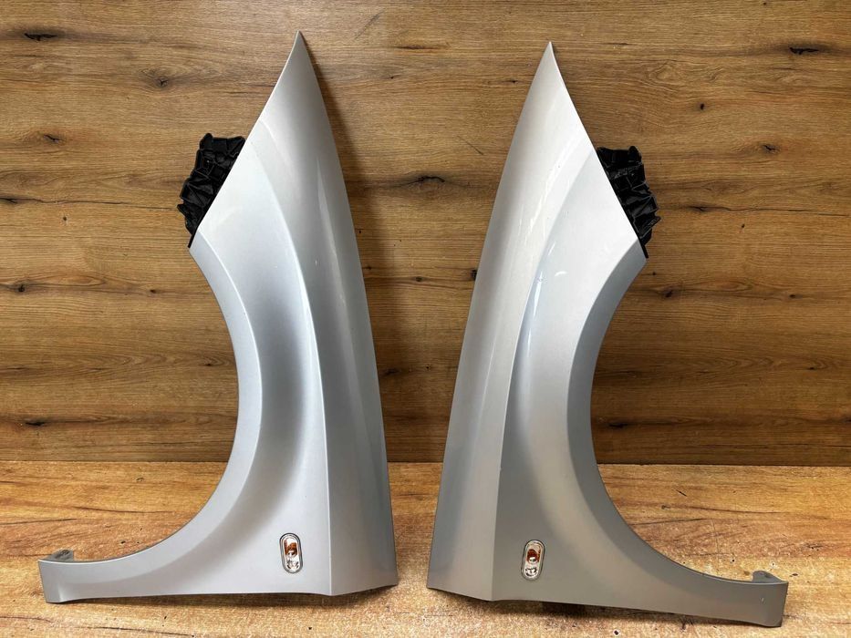 Aripa Seat Leon Negru si Gri