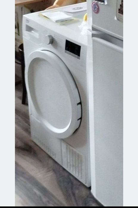 Uscător de haine Beko