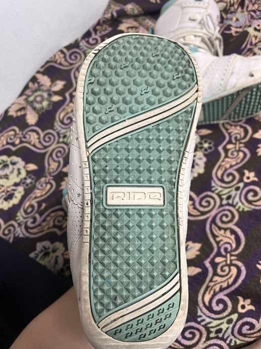 Продается сноуборд с ботинкой!