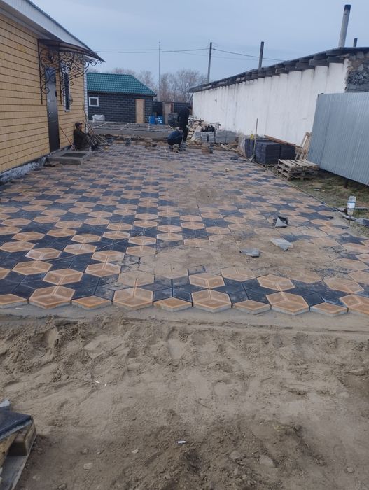 Укладка брусчатки и тротуарной плитки
