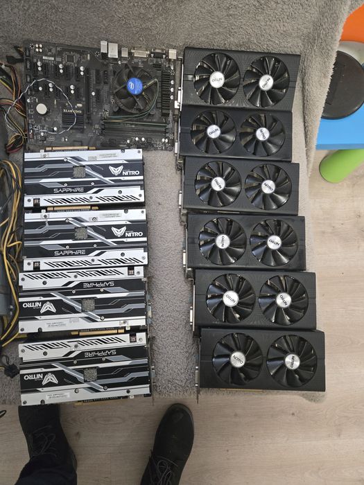 Placa video amd ,placi de baza