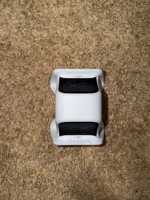 Докстанция для джостиков от hyper.x