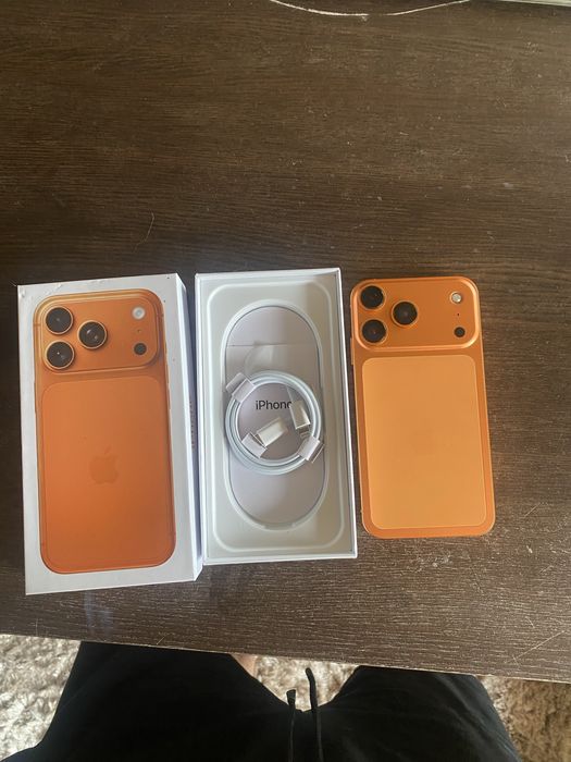 IPhone xR17 новый!