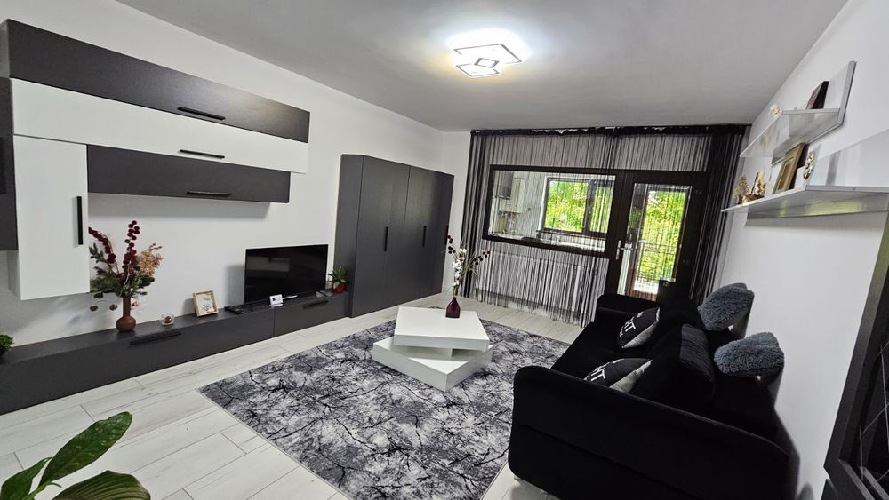 Închiriez regim hotelier