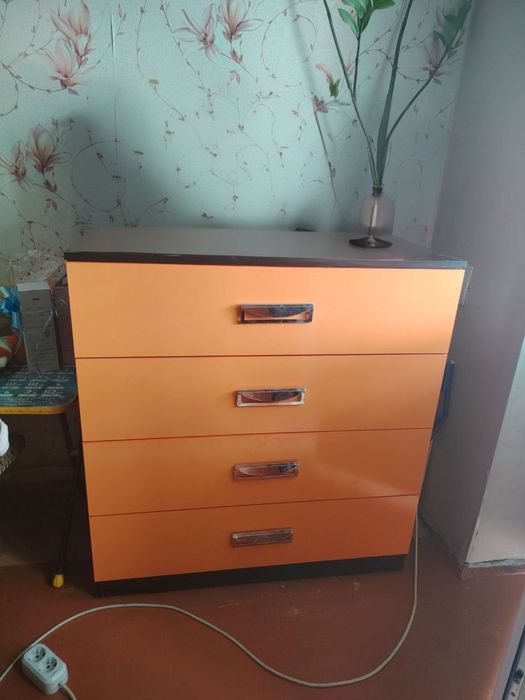 Продам мебельный комплект