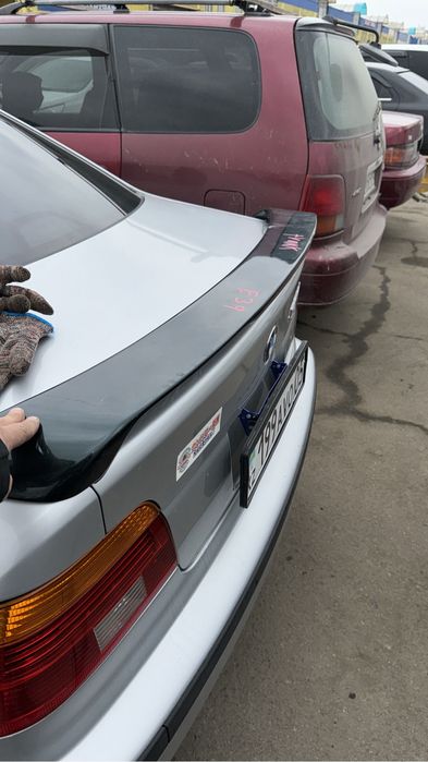BMW E39 Спойлер щницер оригинал
