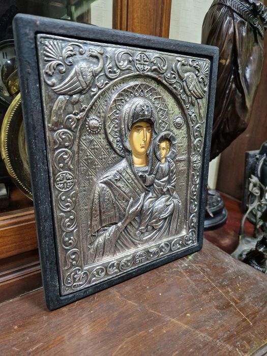 Прекрасна антикварна сребърна икона със сертификат