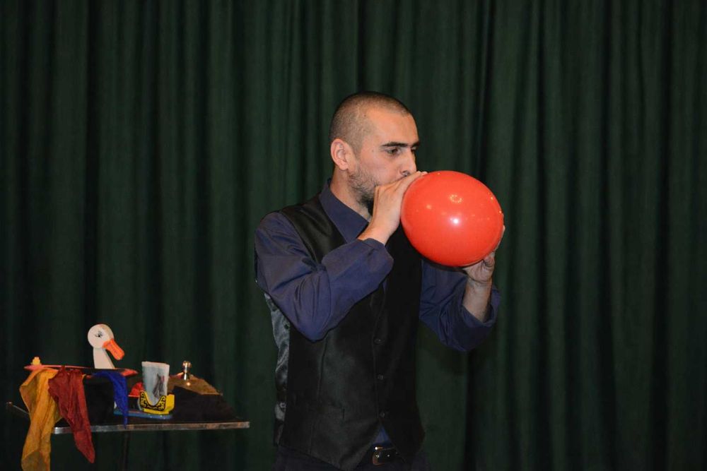 Magician petreceri copii Ramnicu Valcea *