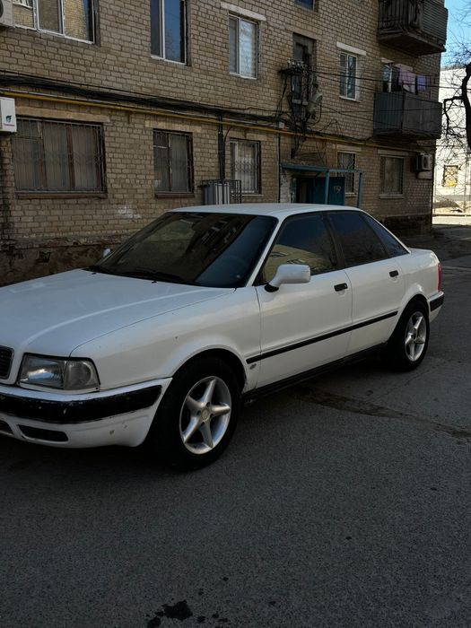 Продам Audi 80 b4