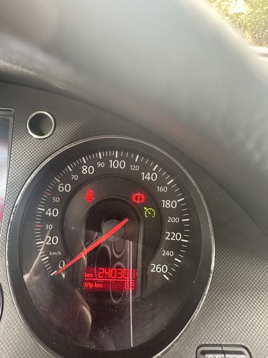 2.0TDi,140к.с,, 2006г,Седан-на части