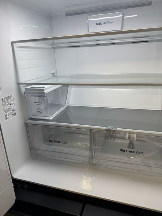 Frigider american Multi Door Slim LG GML861EPPE