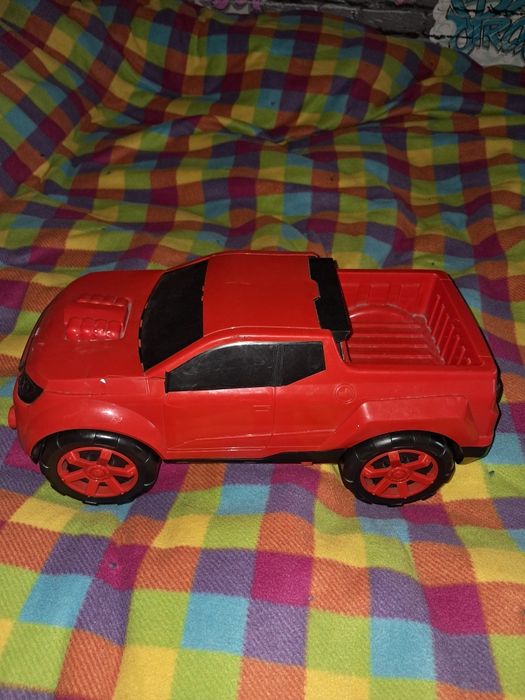 Продам игрушки мальчику.