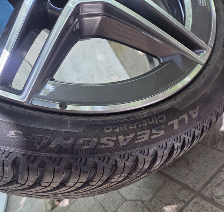 Jantă AMG Originală 19" + Anvelopă Pirelli Cinturato - o singura bucata